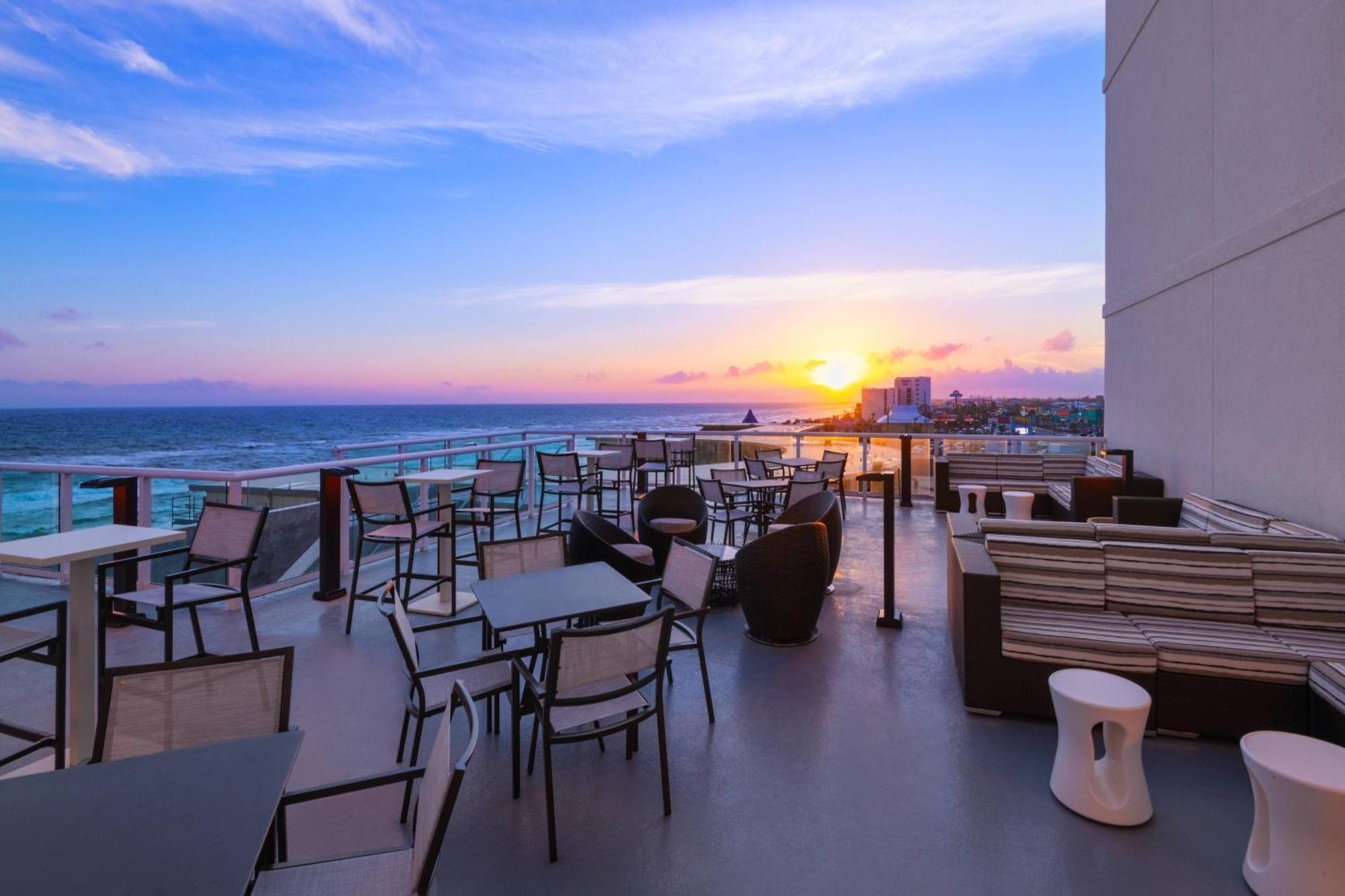 Hotel Springhill By Marriott Beachfront Panama City Beach